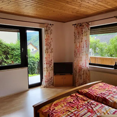Zum Rheinblick Appartement Kestert