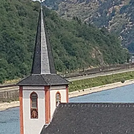 Zum Rheinblick Apartment