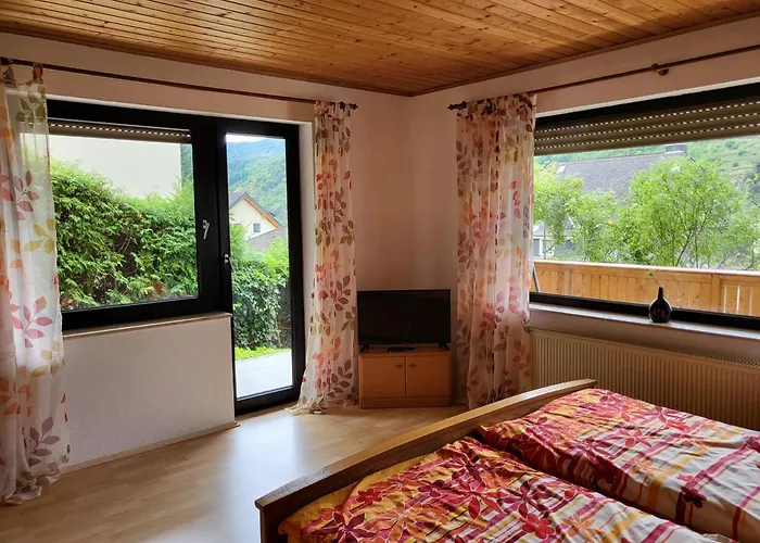 Zum Rheinblick Apartament Kestert