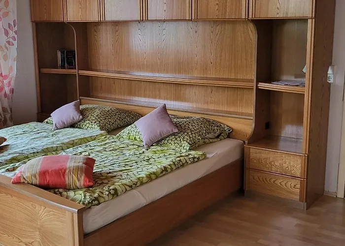 Zum Rheinblick Apartament *